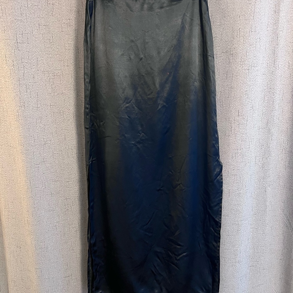 Elegant Black Satin Look Skirt “Exact Change” size Juniors 5